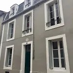 Chezlola 3*