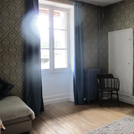 Nocleg ze śniadaniem Chezlola Civray (Vienne)